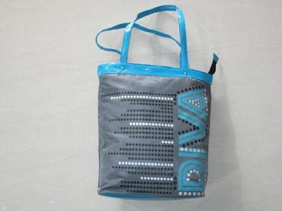 義烏箱包_義烏箱包供貨商_供應(yīng)義烏箱包手工絲印 牛津布絲印 帆布絲印加工_義烏箱包價格_義烏市昊庭印花廠