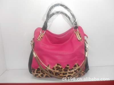 【宇翔手袋廠專業(yè)開(kāi)發(fā)、生產(chǎn)、加工女裝手袋 .】?jī)r(jià)格,廠家,圖片,其他箱包,鄒建輝-